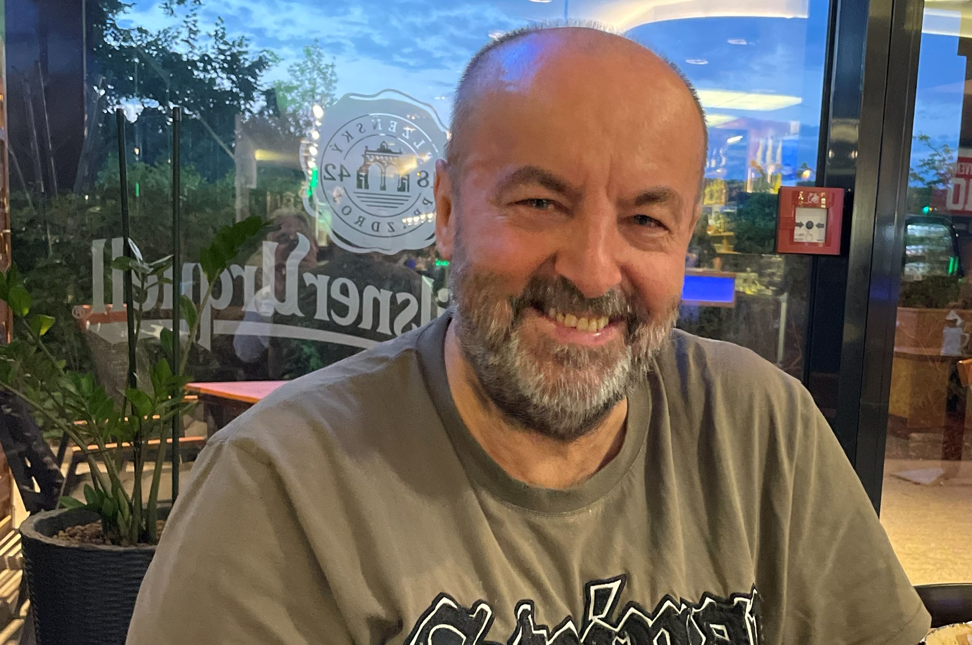 „Lorant Lazar – az OKDE prágai képviseletének vezetője” 